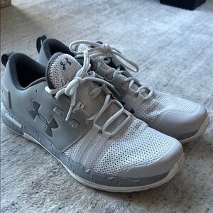 Under Armour Men's White and Gray Athletic Shoes